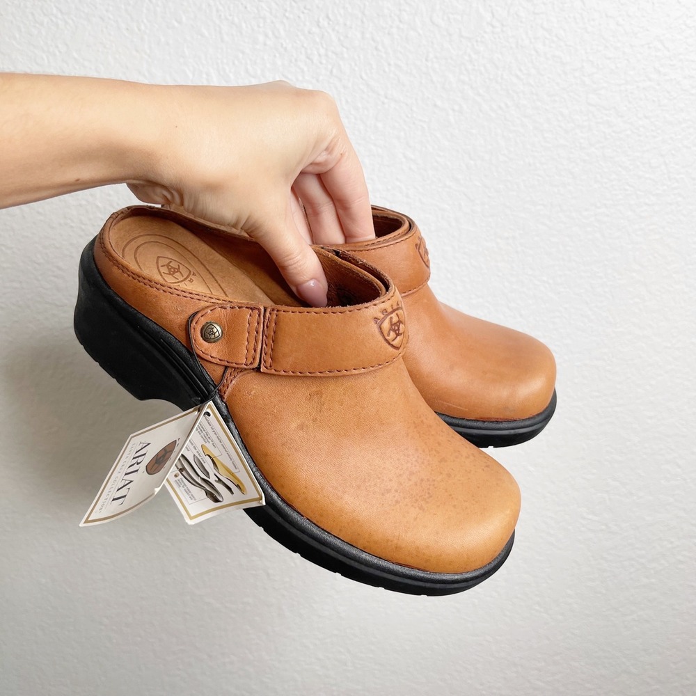 Ariat Women 5.5B Leather Clogs Mules Cedar Brown NEW
